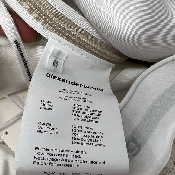 NWT Alexander Wang Elasticized Waist Taupe Feather Pleated Wool Shorts Size 6 - Picture 9 of 9